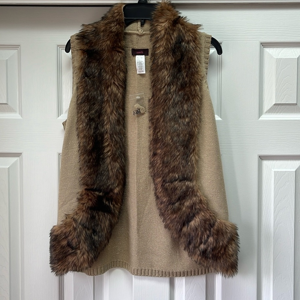 Mark Vest NWT